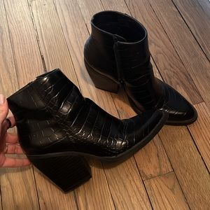 Steve Madden booties